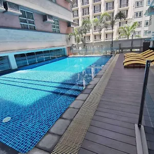 A&g Condotel At 101 Newport Across Naia T3 Apartment