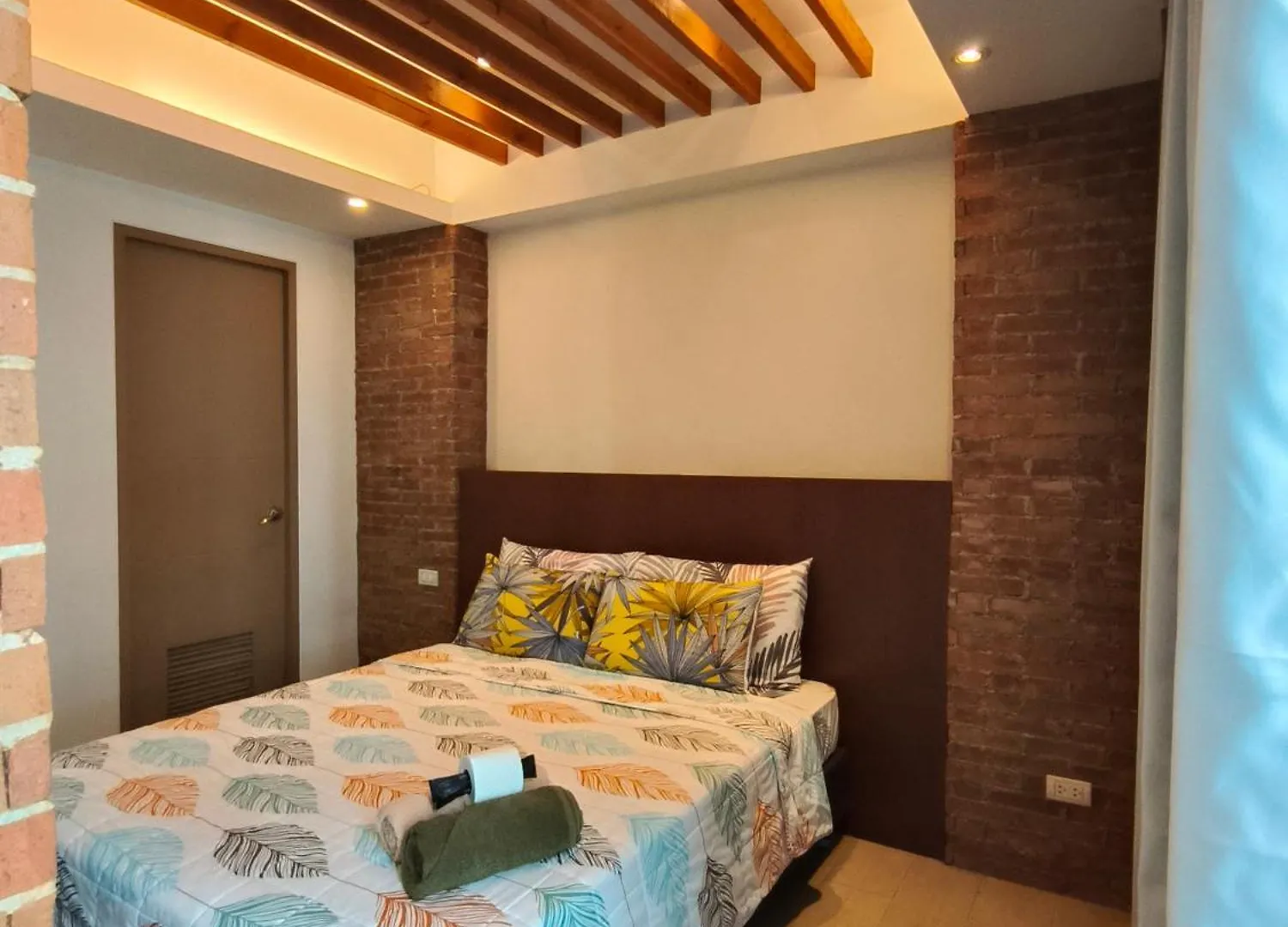 Across Airport Hotel 7D By Ldn Manila 0*,