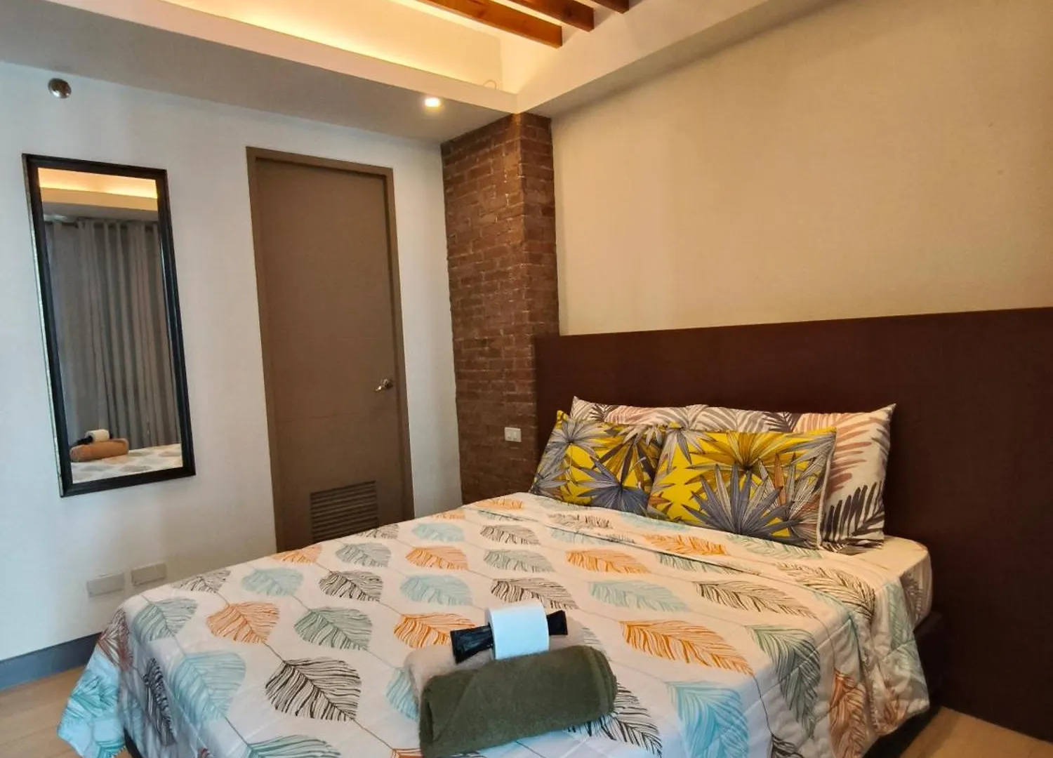 Across Airport Hotel 7D By Ldn Manila