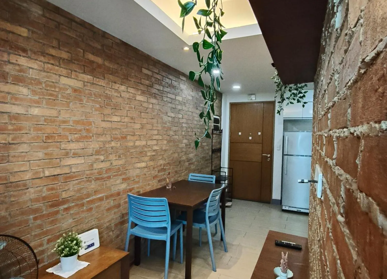 Across Airport Hotel 7D By Ldn Manila