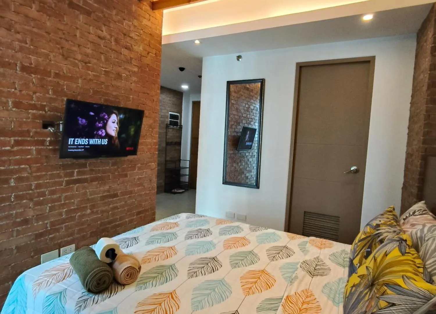 Across Airport Hotel 7D By Ldn Manila